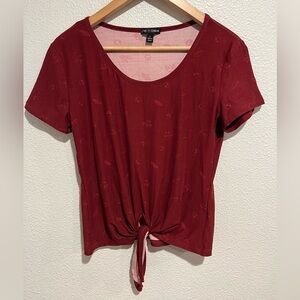 Love Streak Cropped Baby Tee Alien Print Tie Knot Maroon Size Large